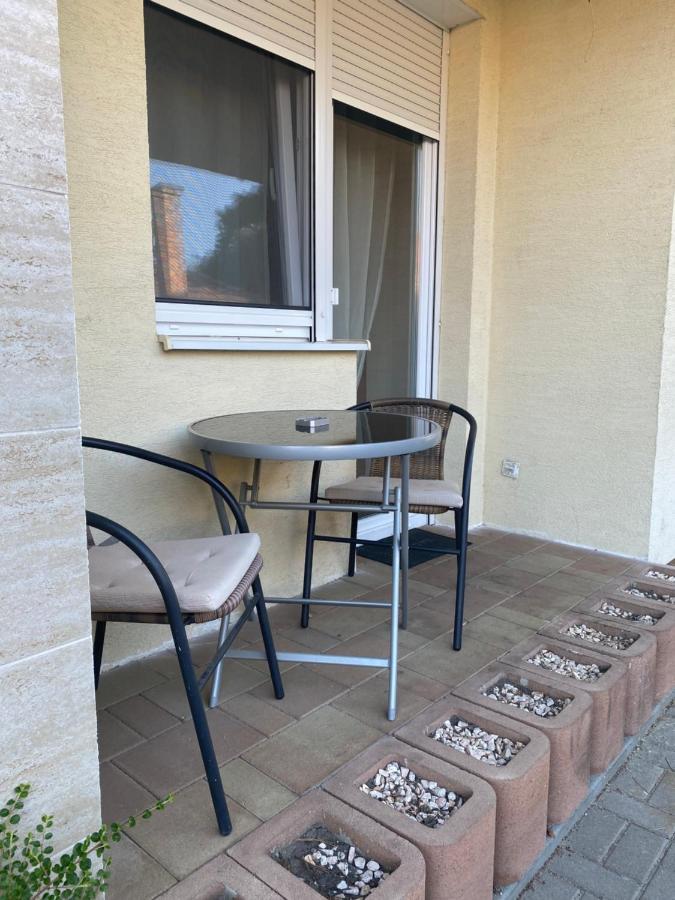 Cac Wellness Apartment Siófok Esterno foto