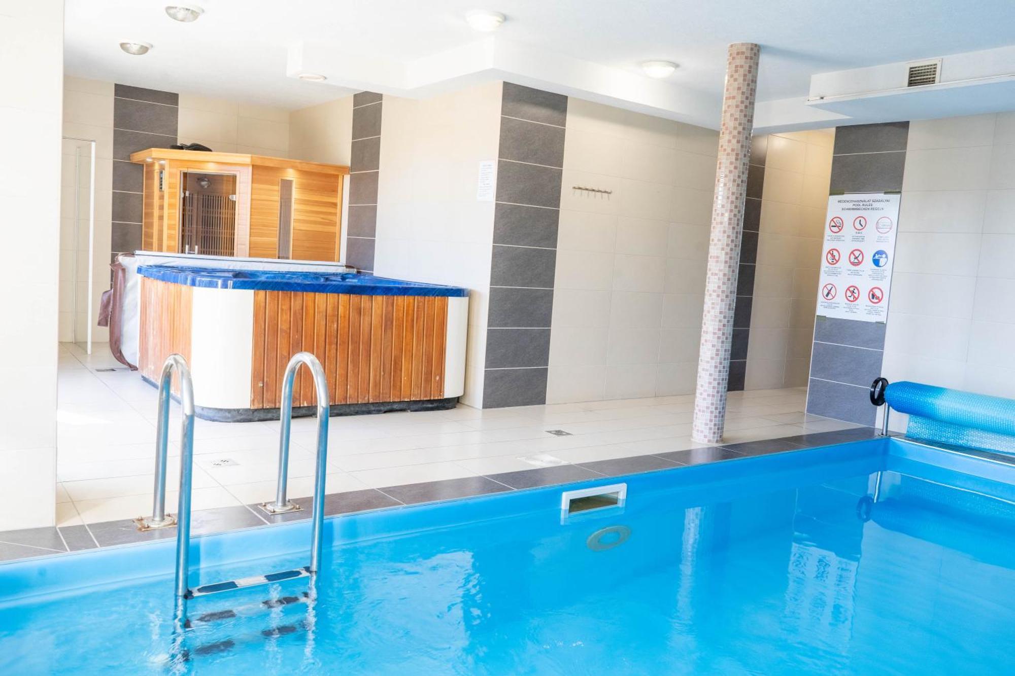Cac Wellness Apartment Siófok Esterno foto